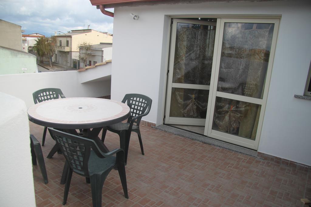 Panta House Διαμέρισμα San Giovanni Suèrgiu Εξωτερικό φωτογραφία